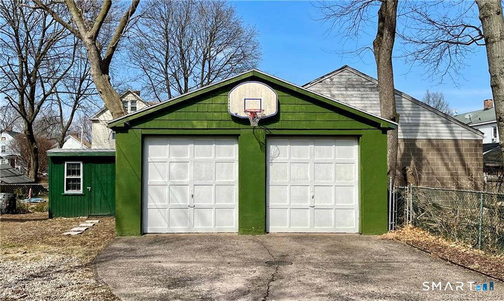 21 Parmalee Avenue New Haven CT 06511