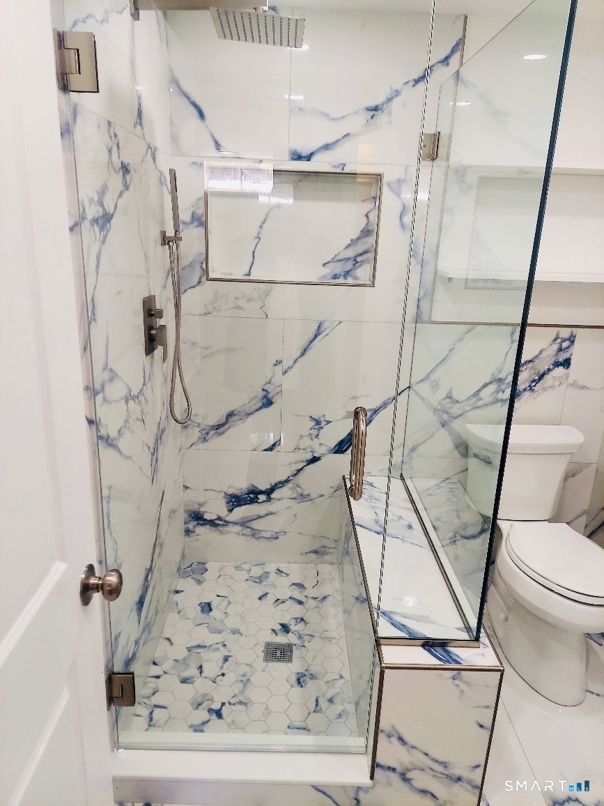 8 Rome Street Norwalk CT 06851