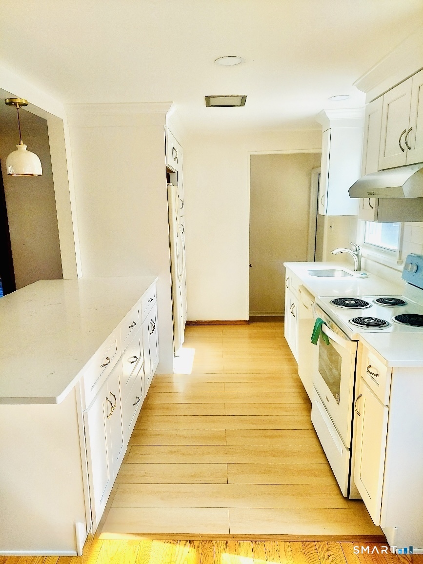 8 Rome Street Norwalk CT 06851