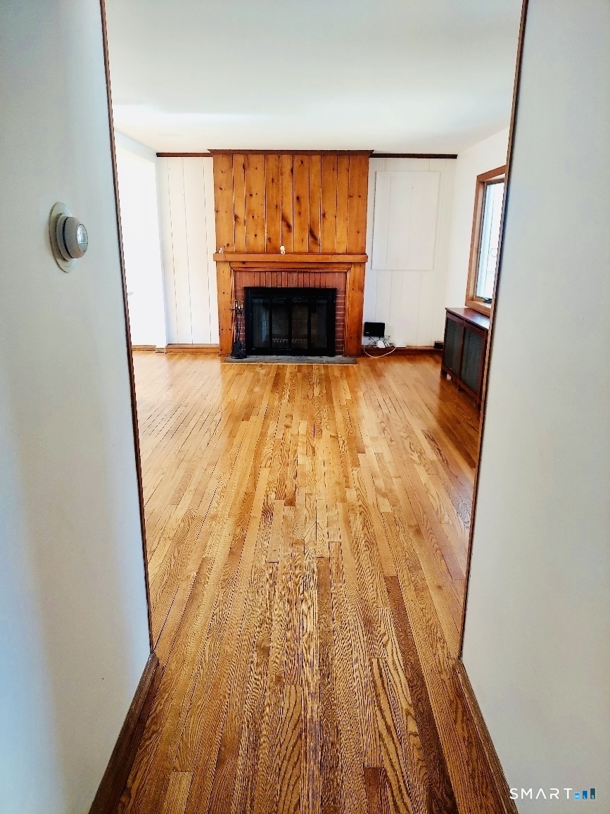 8 Rome Street Norwalk CT 06851