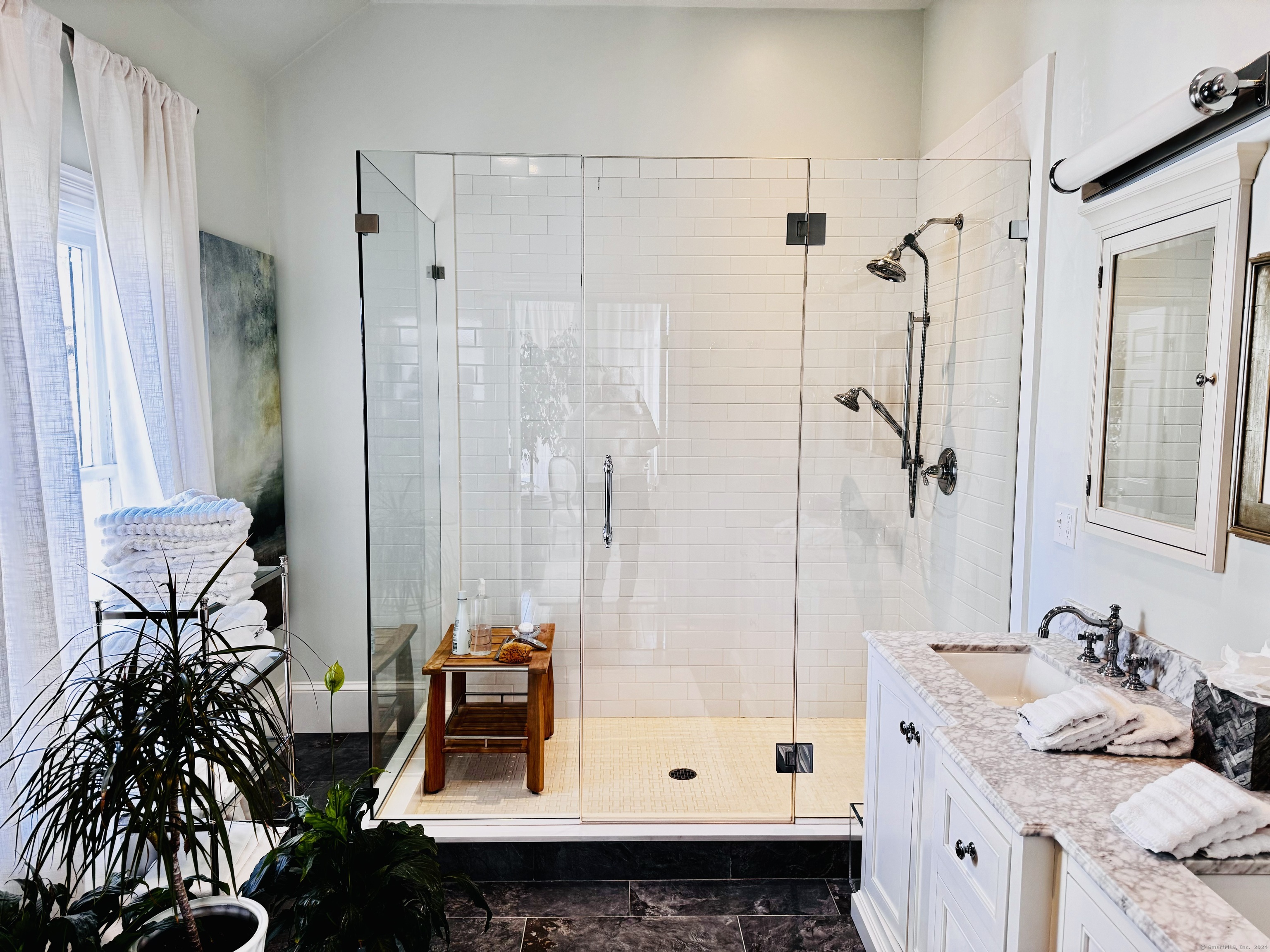233 Rowayton Avenue Norwalk CT 06853
