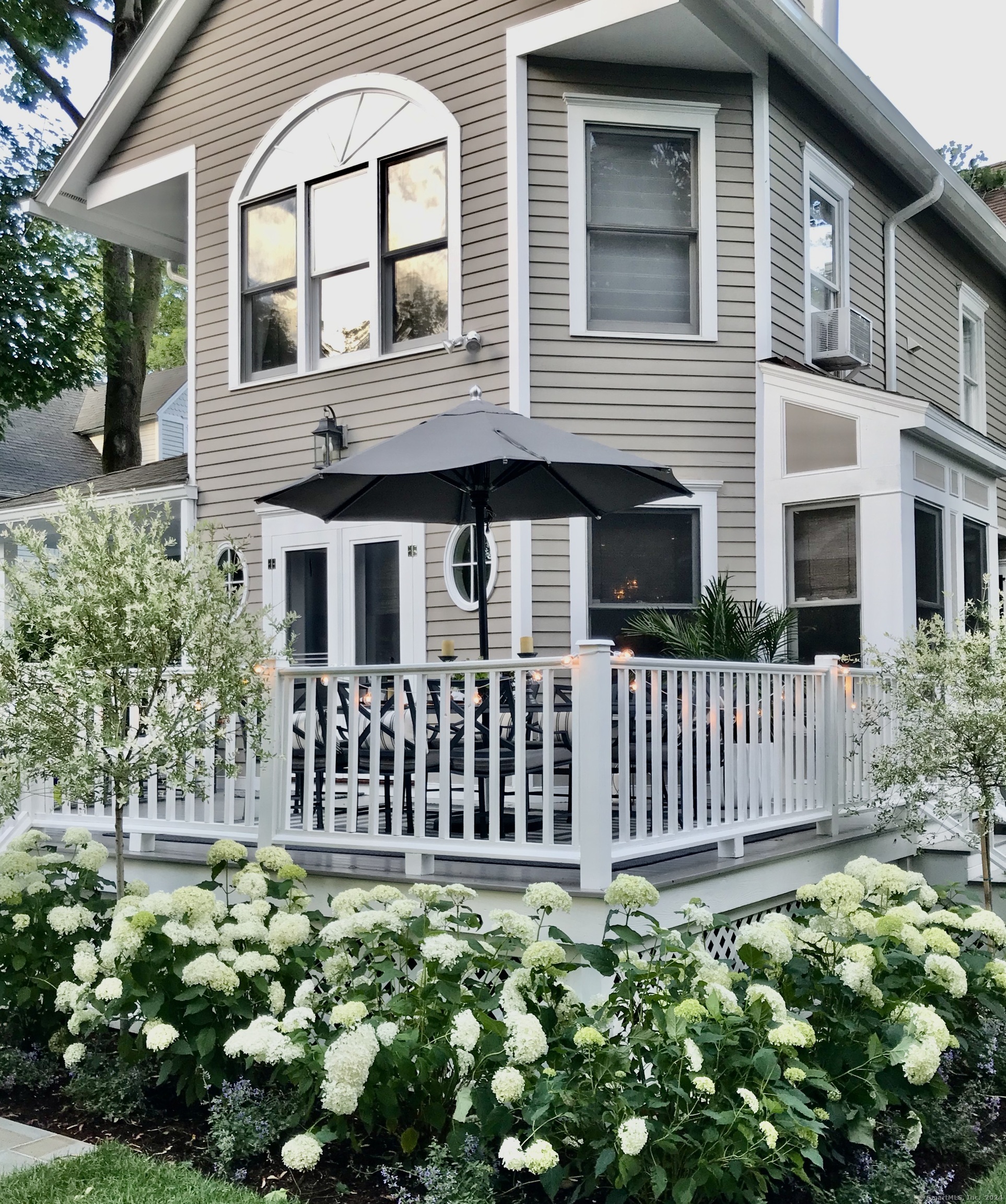 233 Rowayton Avenue Norwalk CT 06853