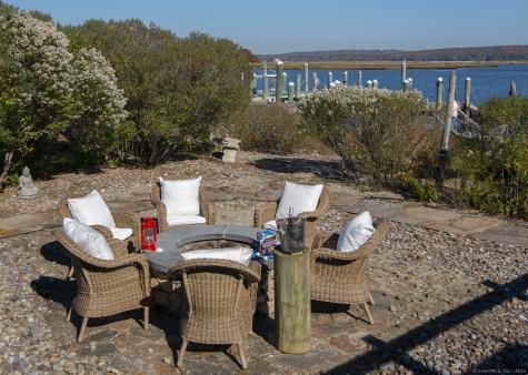 114 Jupiter Point Road Groton CT 06340