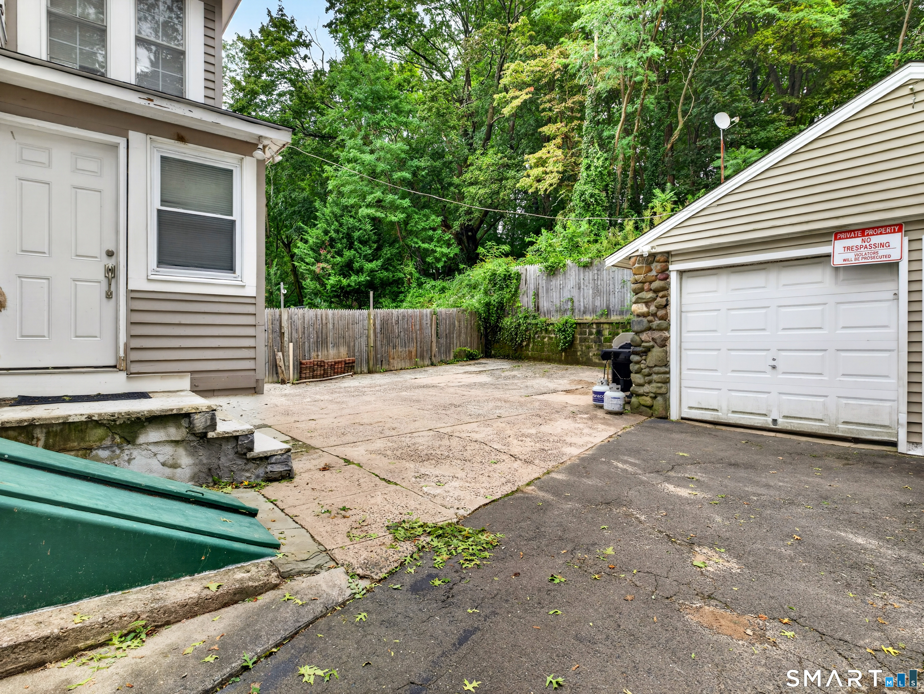 977 Townsend Avenue New Haven CT 06512