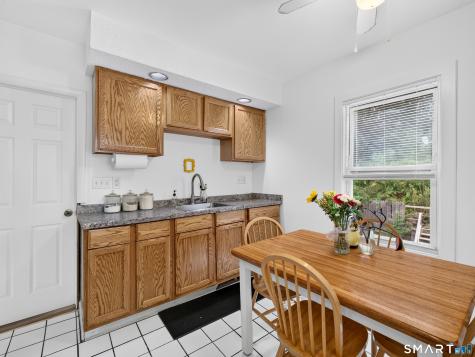 977 Townsend Avenue New Haven CT 06512