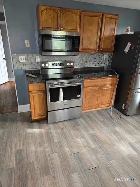 7579 Main Street Stratford CT 06614
