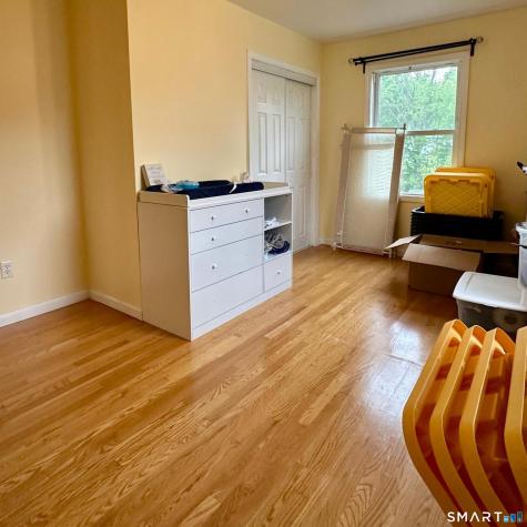 11 Skokorat Street Seymour CT 06483