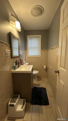 11 Skokorat Street Seymour CT 06483