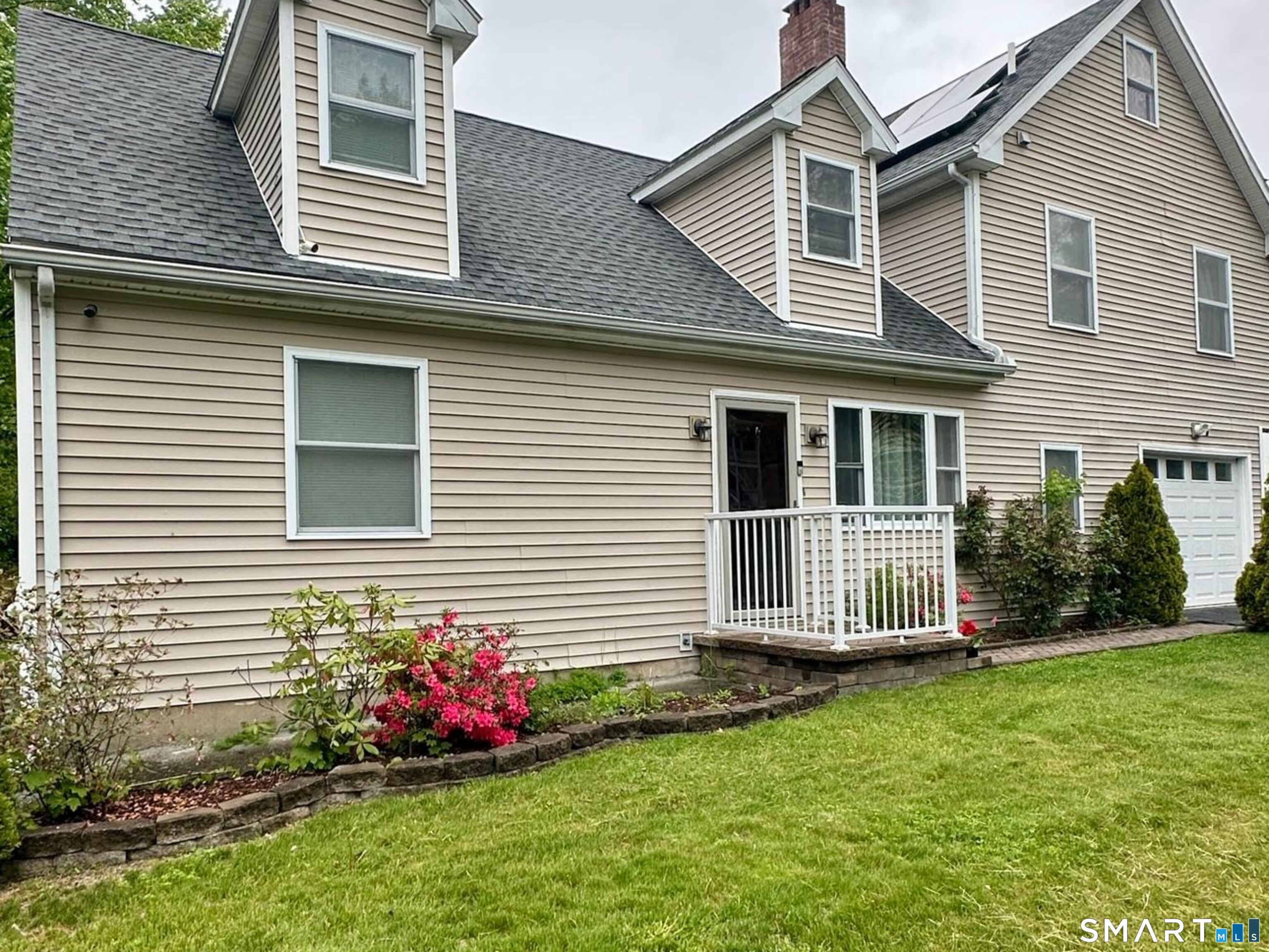 11 Skokorat Street Seymour CT 06483