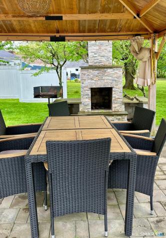 11 Skokorat Street Seymour CT 06483