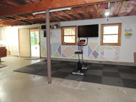 12 Cardinal Lane Monroe CT 06468