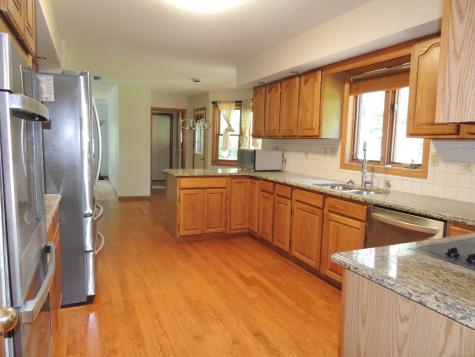 12 Cardinal Lane Monroe CT 06468