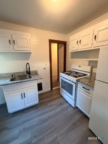 94-Apt2 Tomlinson Avenue Plainville CT 06062