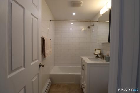 149 Garfield Avenue New London CT 06320