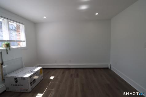 149 Garfield Avenue New London CT 06320
