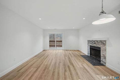 156 Heatherwood Drive Brookfield CT 06804