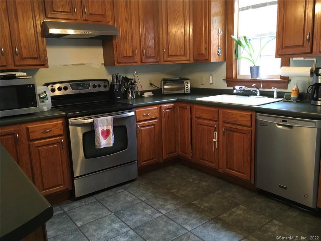 66 White Oak Road Mansfield CT 06268