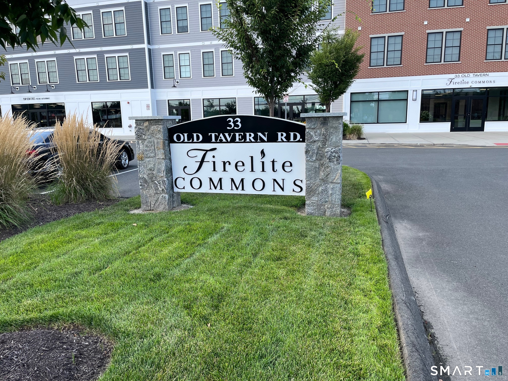 33 Old Tavern Road Orange CT 06477