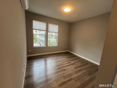 33 Old Tavern Road Orange CT 06477