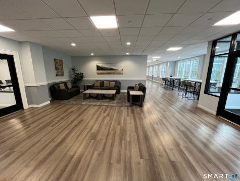 33 Old Tavern Road Orange CT 06477