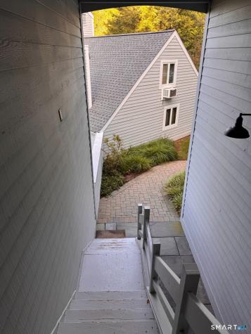 43 River Colony Guilford CT 06437