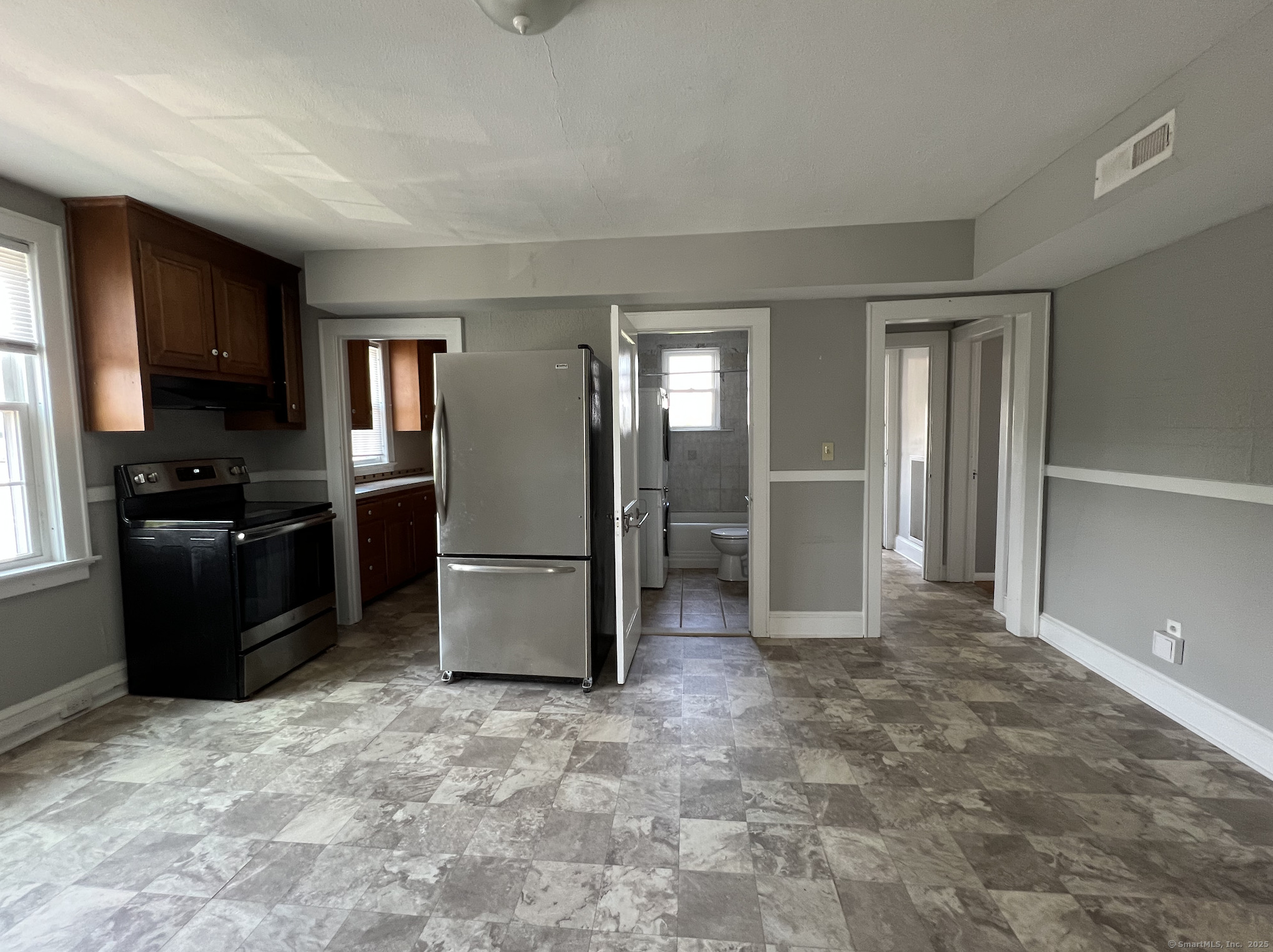 861 Farmington Avenue Berlin CT 06037