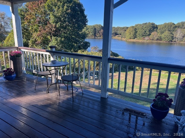 266 Shore Road Waterford CT 06385