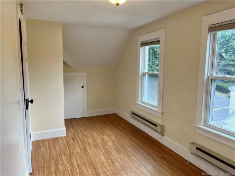 87 Kneen Street Shelton CT 06484