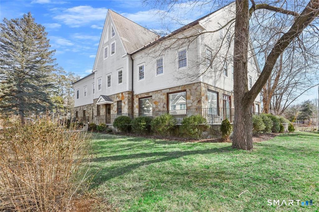 2 Hollyhock Road Wilton CT 06897