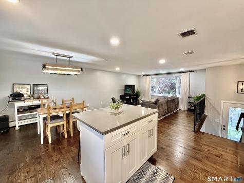 32 Cullen Avenue West Haven CT 06516
