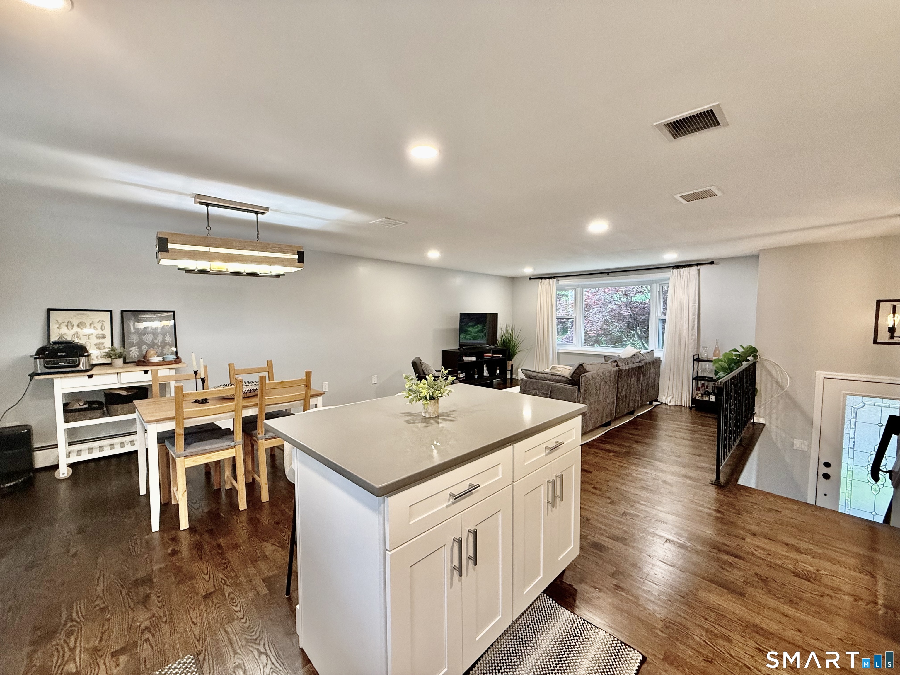 32 Cullen Avenue West Haven CT 06516