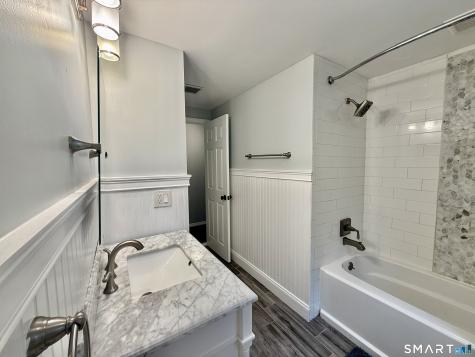 32 Cullen Avenue West Haven CT 06516
