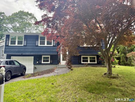 32 Cullen Avenue West Haven CT 06516