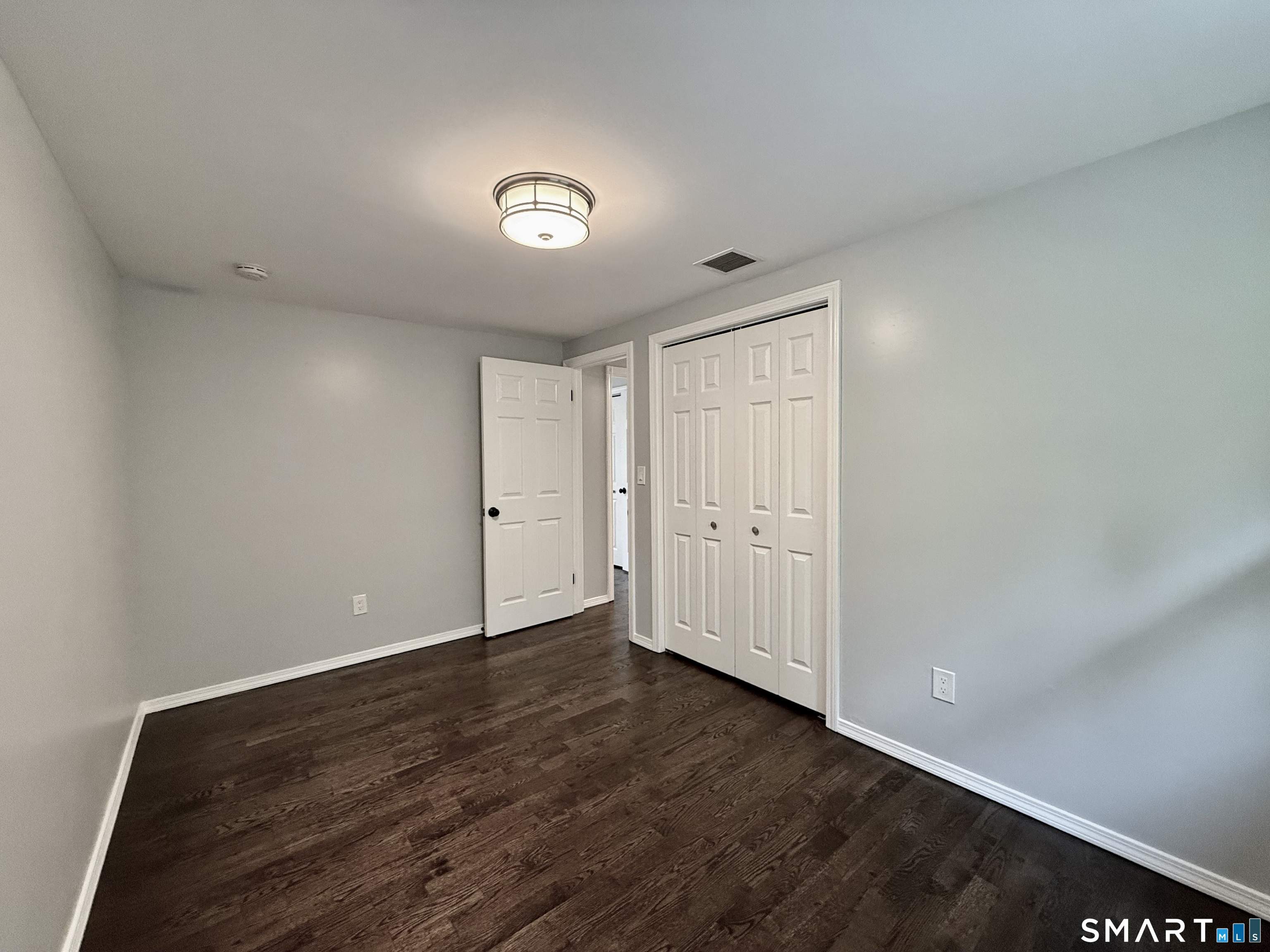32 Cullen Avenue West Haven CT 06516