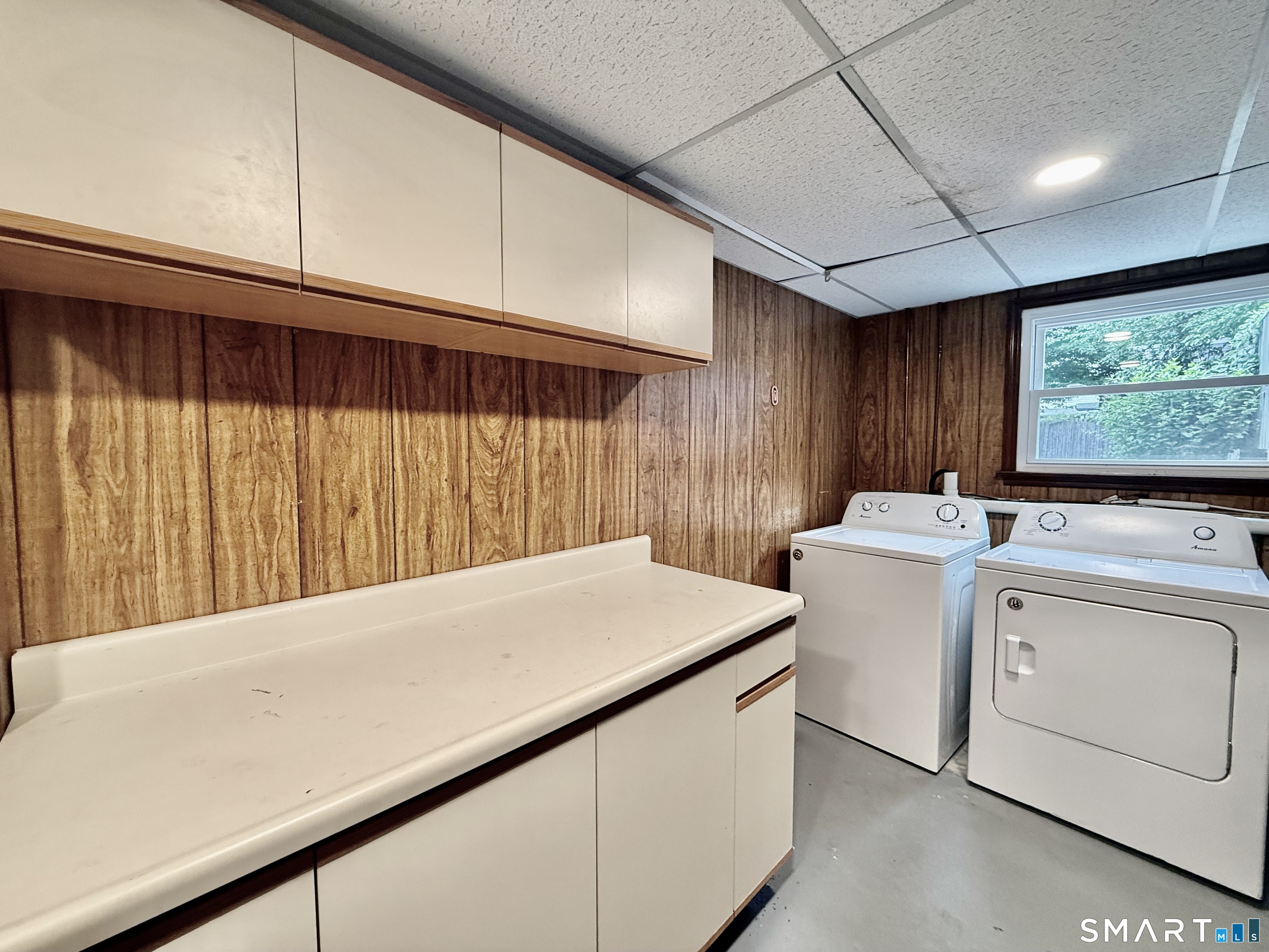 32 Cullen Avenue West Haven CT 06516