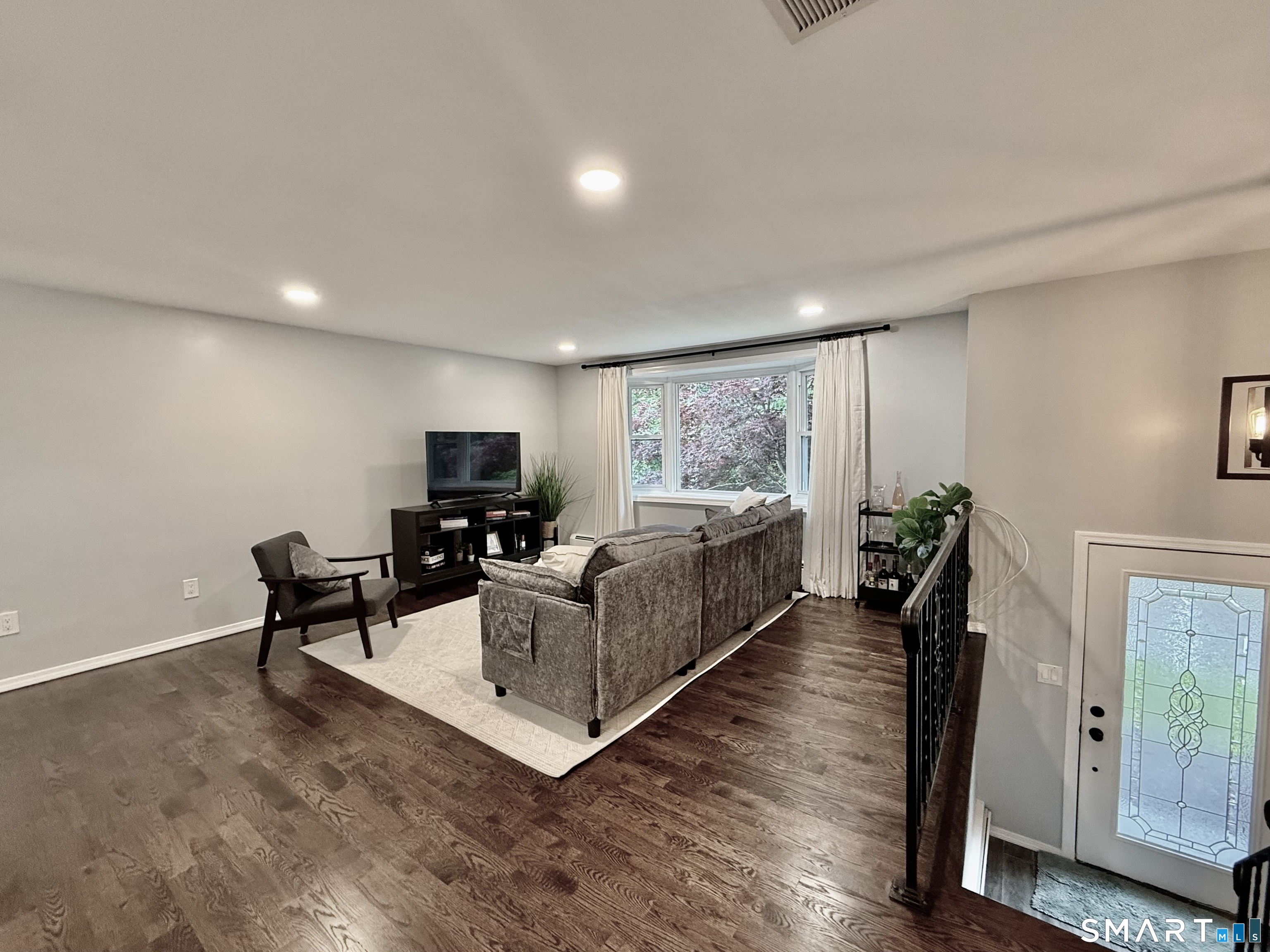 32 Cullen Avenue West Haven CT 06516