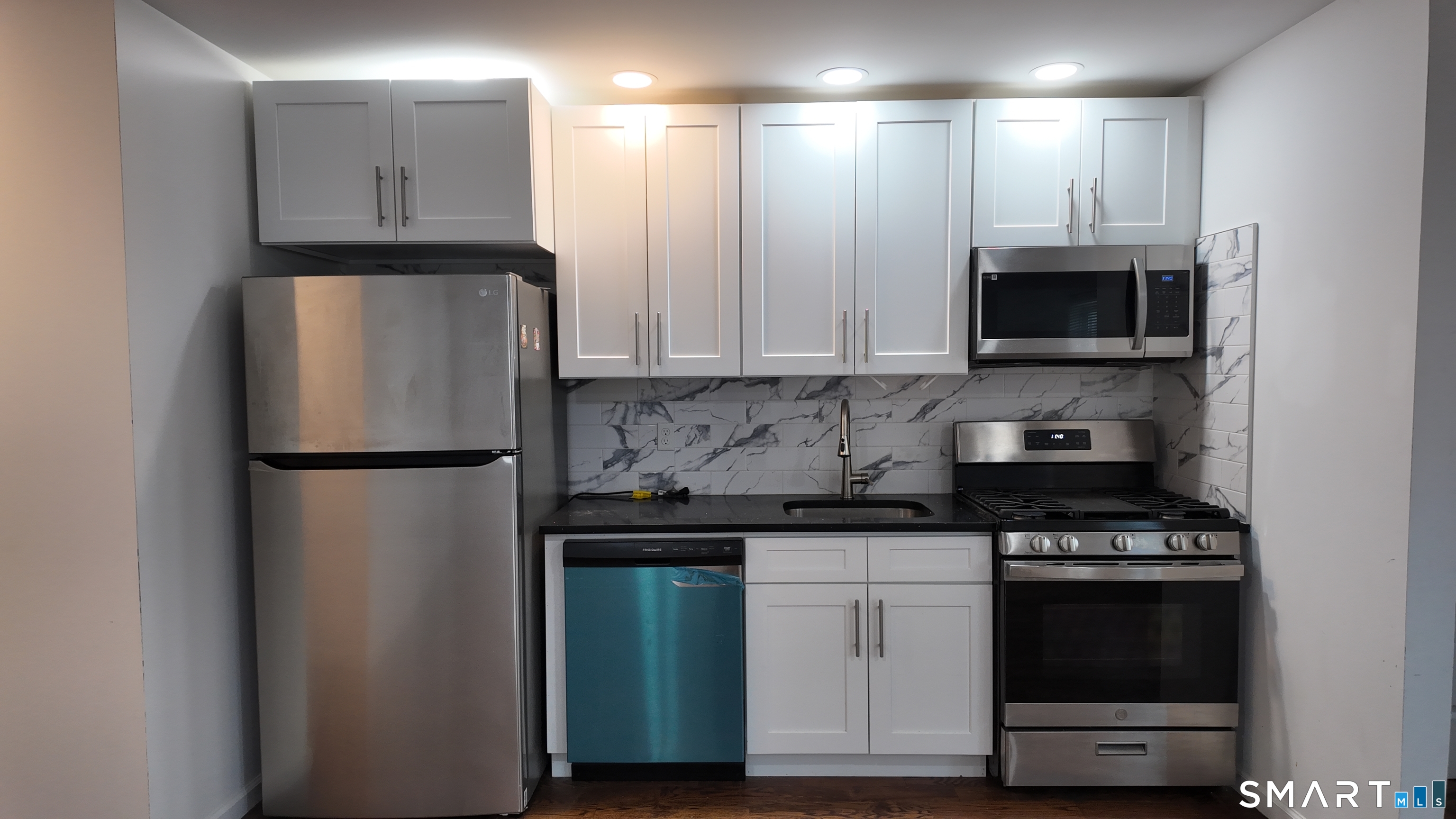 1257 Howard Avenue Bridgeport CT 06605