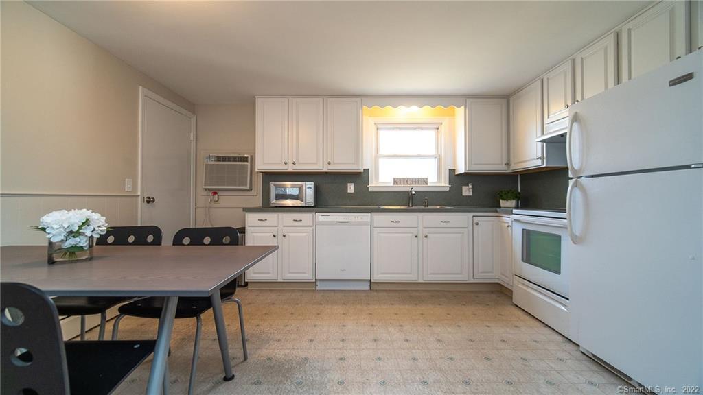 242 Middletown Avenue Wethersfield CT 06109