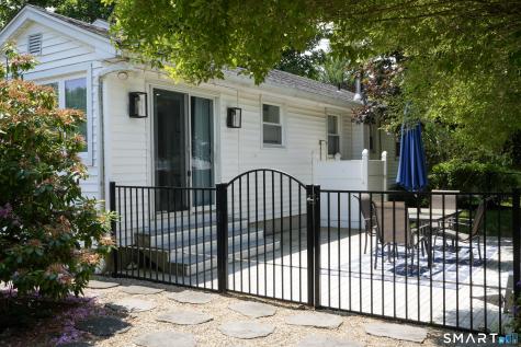 18 Clifton Street Old Lyme CT 06371