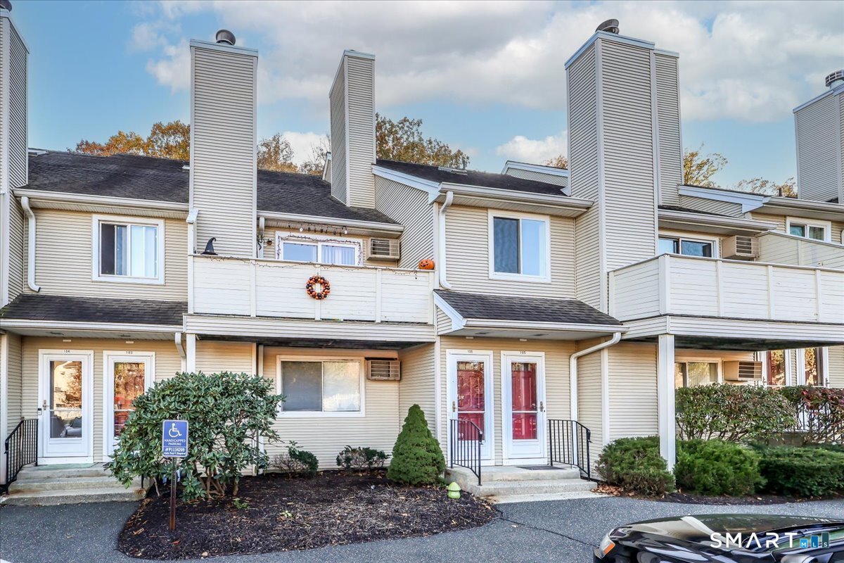 106 Willow Springs New Milford CT 06776