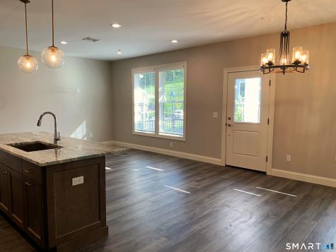 501 Edgewater Circle East Hampton CT 06424