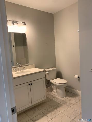 501 Edgewater Circle East Hampton CT 06424