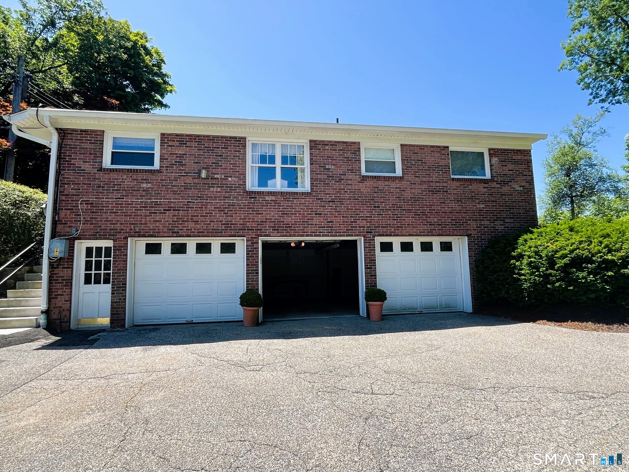 3 Arbor Drive Brookfield CT 06804
