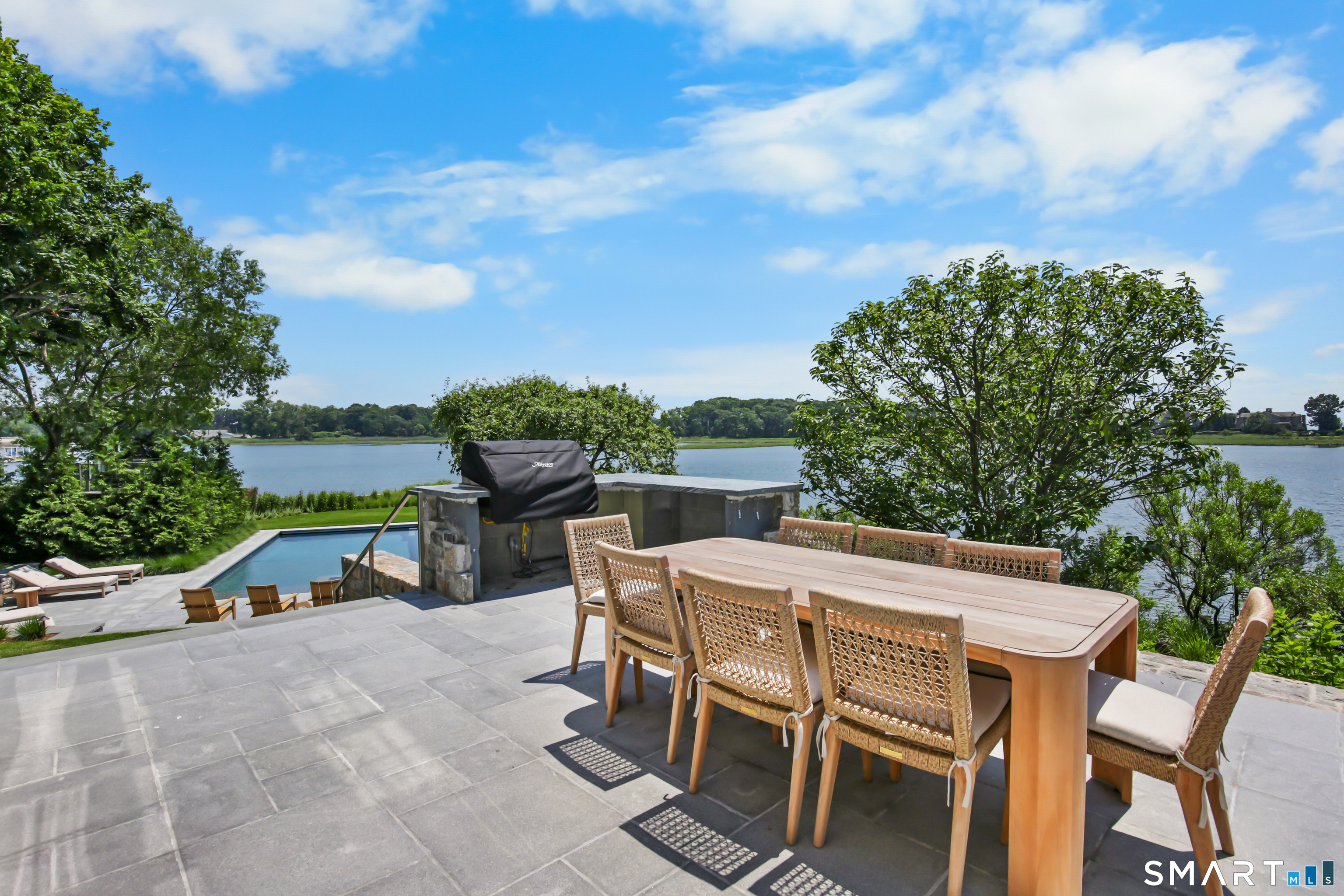 30 Edgewater Hillside Westport CT 06880