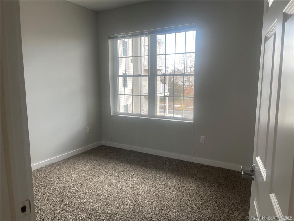 85 Hemingway Avenue East Haven CT 06512