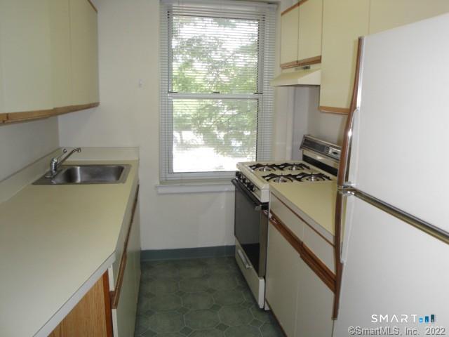 138 Woodside Green Stamford CT 06905
