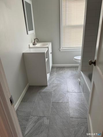 246 Roselle Street Fairfield CT 06825