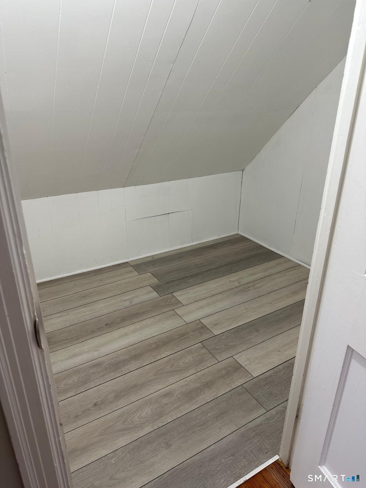246 Roselle Street Fairfield CT 06825