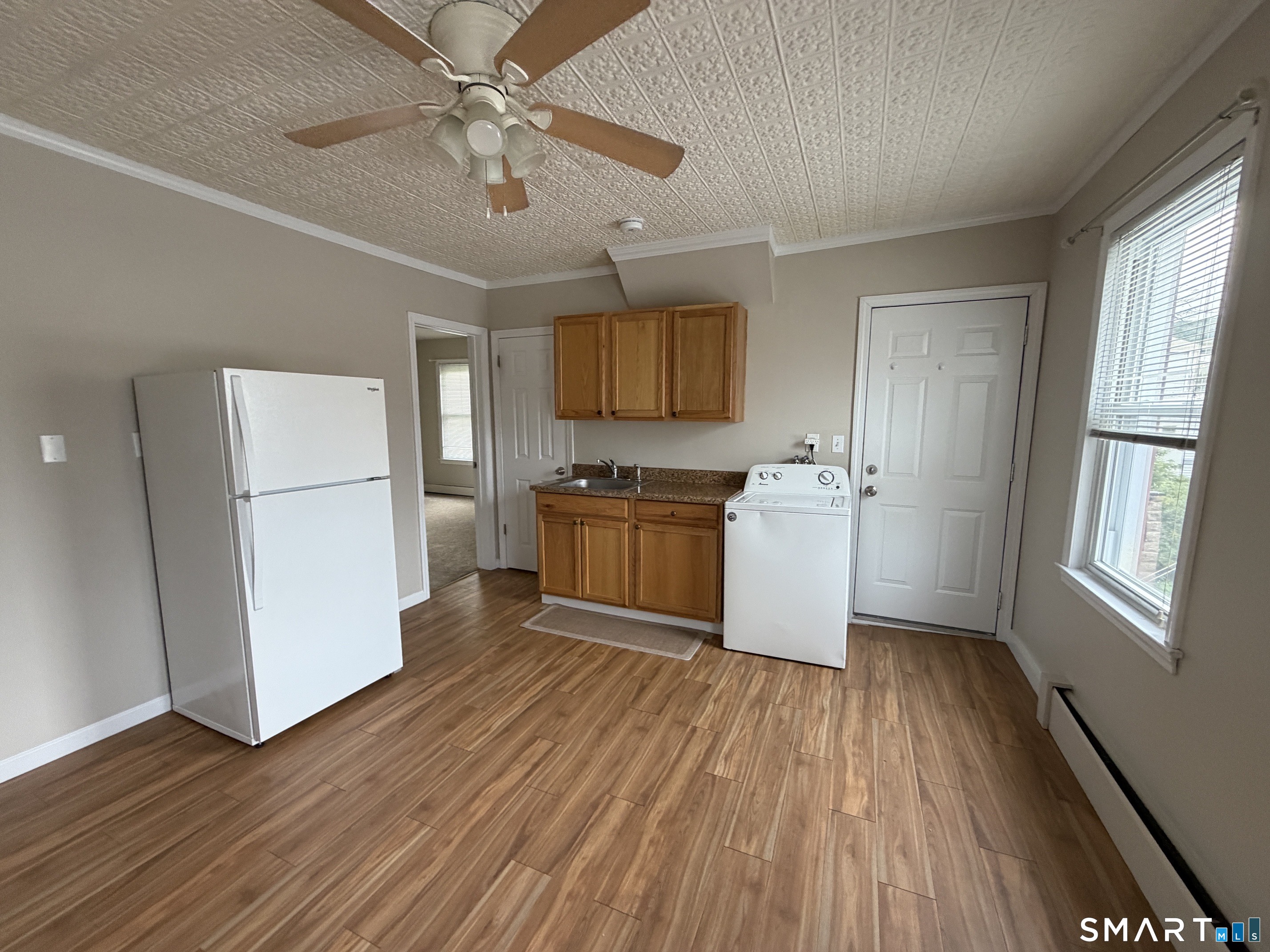 1706 Thomaston Avenue Waterbury CT 06704