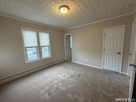 1706 Thomaston Avenue Waterbury CT 06704